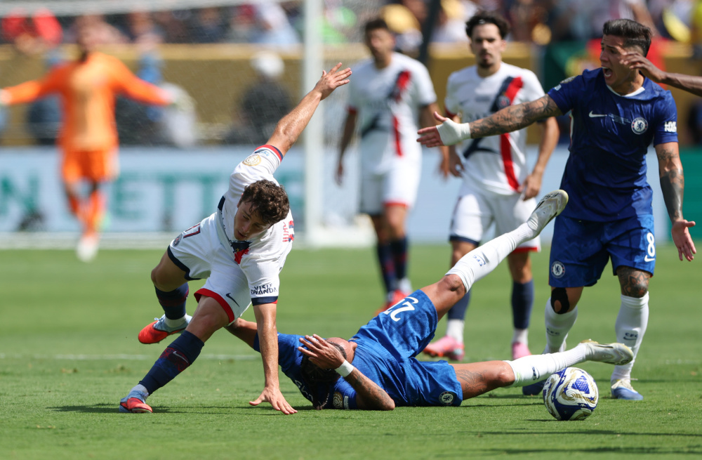 赛中意外受 赛中意外受