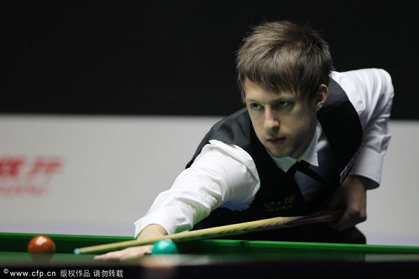 梁靖崑与两 梁靖崑与两