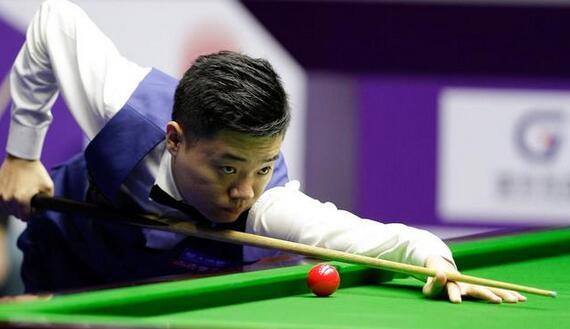 方面贡献显 方面贡献显